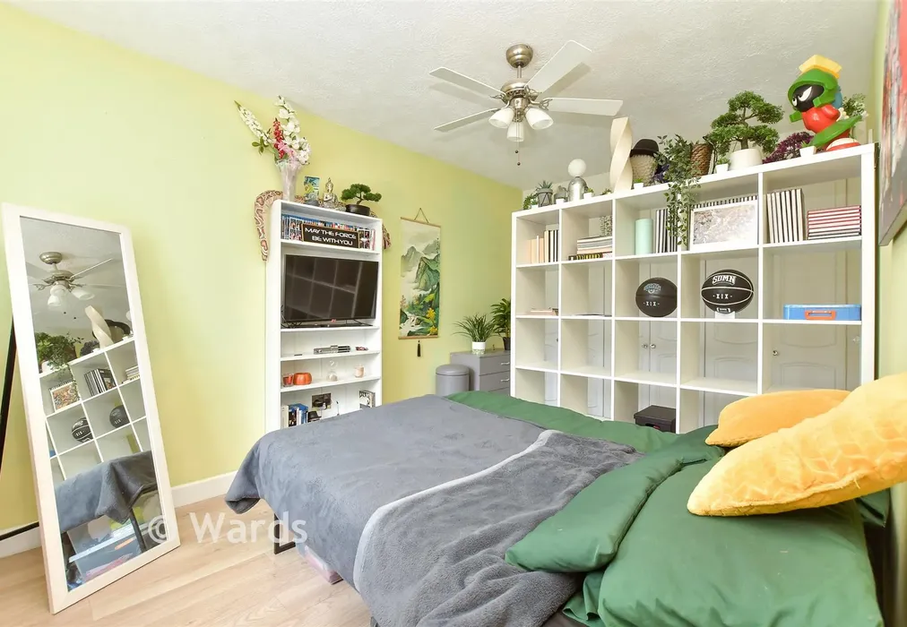 Bedroom 2 - Argent Way, Sittingbourne, Kent - Wards of Kent