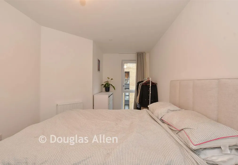 Bedroom - Hoffmans Road, Walthamstow - Wards of Kent