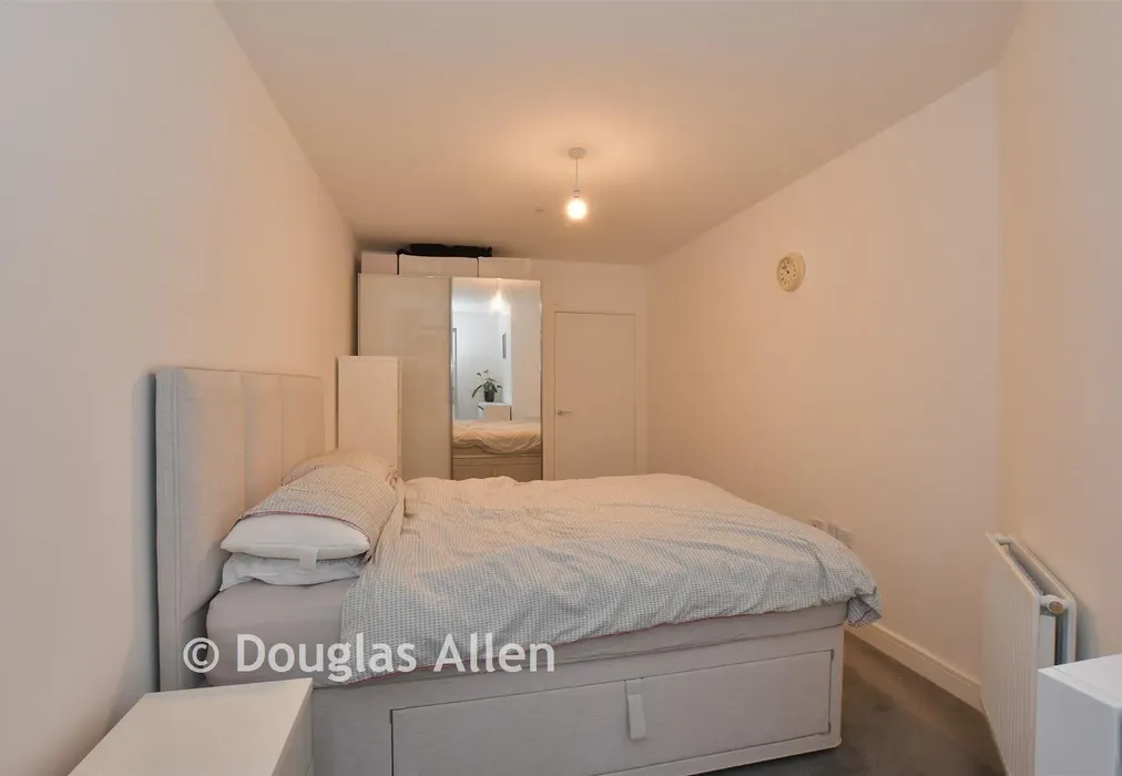 Bedroom - Hoffmans Road, Walthamstow - Wards of Kent