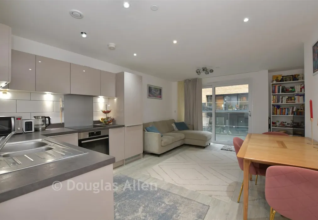 Lounge/Kitchen /Dining Room - Hoffmans Road, Walthamstow - Wards of Kent