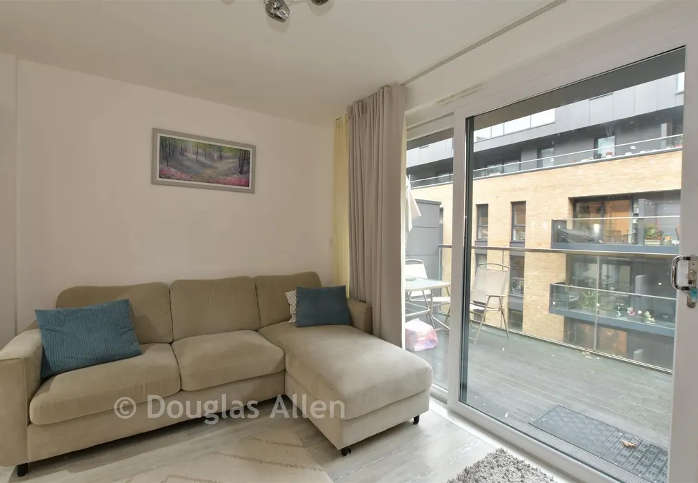 Lounge/Kitchen /Dining Room - Hoffmans Road, Walthamstow - Wards of Kent