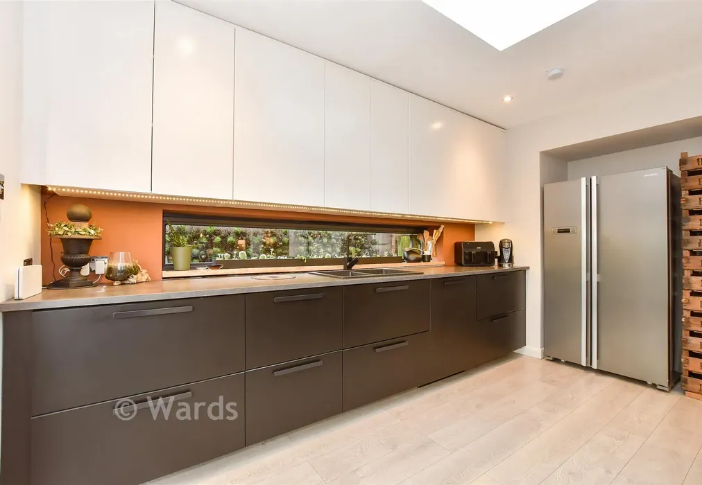 Kitchen/ Diner - Summerfield Avenue, Whitstable, Kent - Wards of Kent