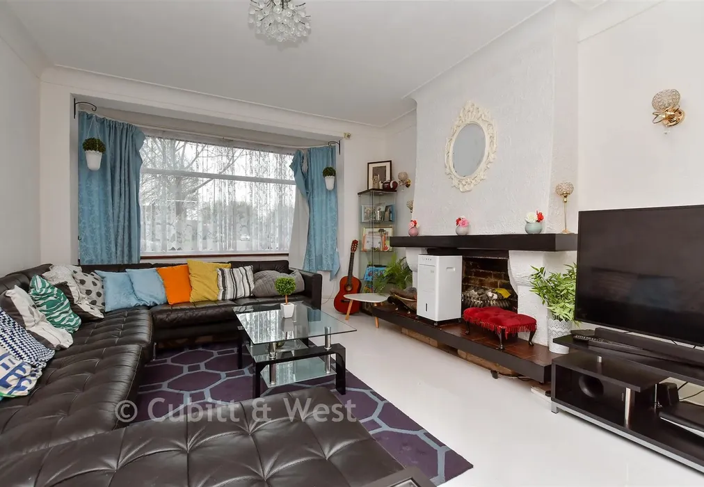 Living Area - Stafford Road, Wallington, Surrey - Wards of Kent