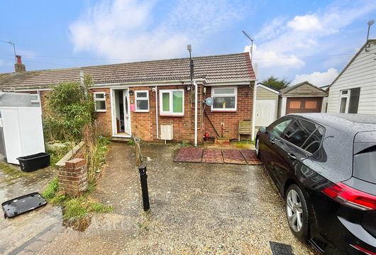 Lydos Close, Lydd On Sea, Kent - Wards of Kent