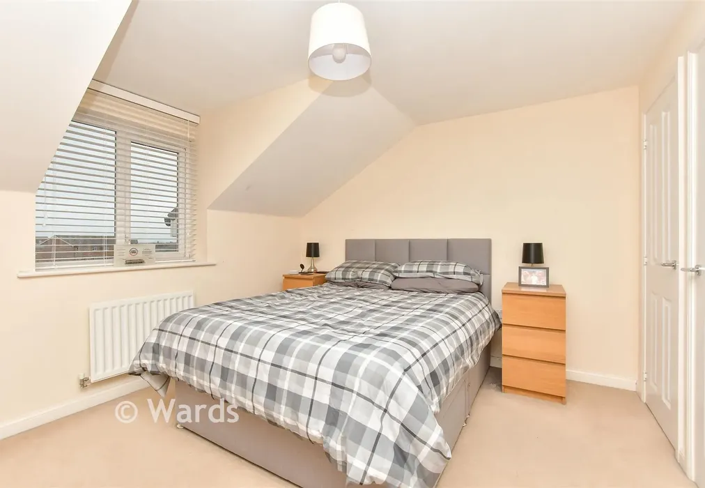 Bedroom 1 - Buttercup Avenue, Minster On Sea, Sheerness, Kent - Wards of Kent