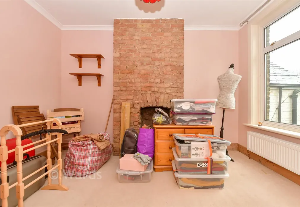 Bedroom 2 - Mayers Road, Walmer, Deal, Kent - Wards of Kent