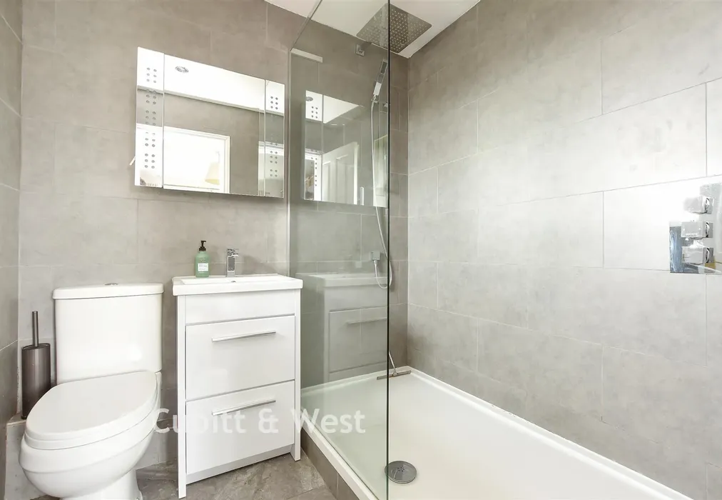 En-Suite Shower Room - Highacre, Dorking, Surrey - Wards of Kent