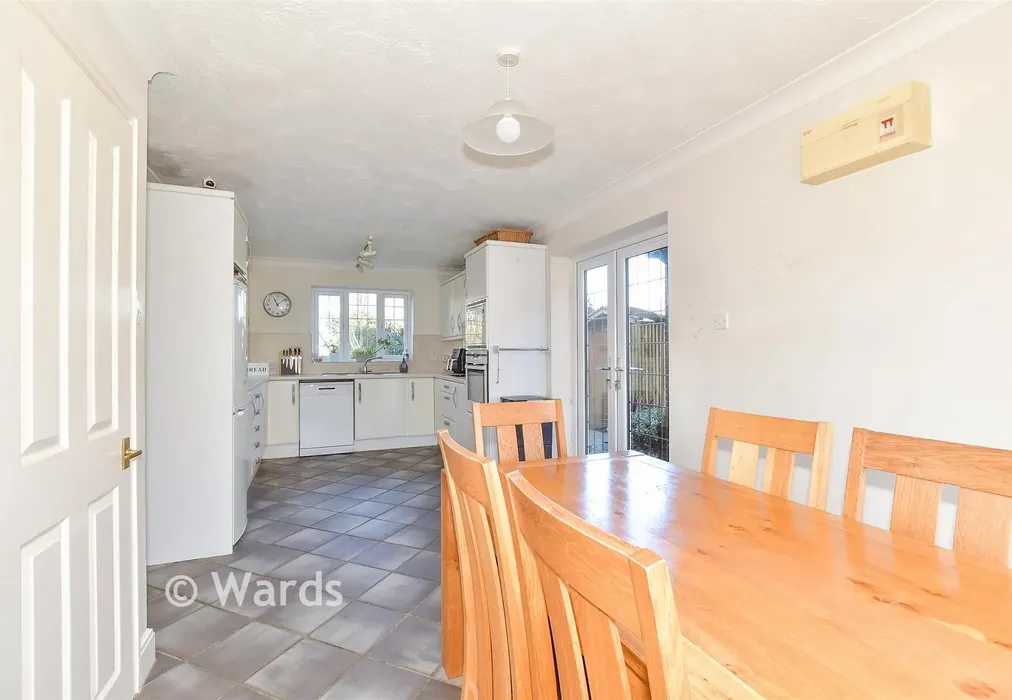 Kitchen/ Breakfast Room - Little Paddocks, Chestfield, Whitstable, Kent - Wards of Kent