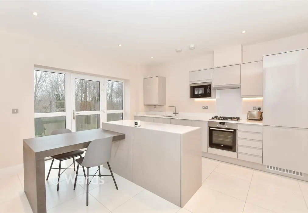 Kitchen/Lounge - Alexander Grove, Kings Hill, West Malling, Kent - Wards of Kent