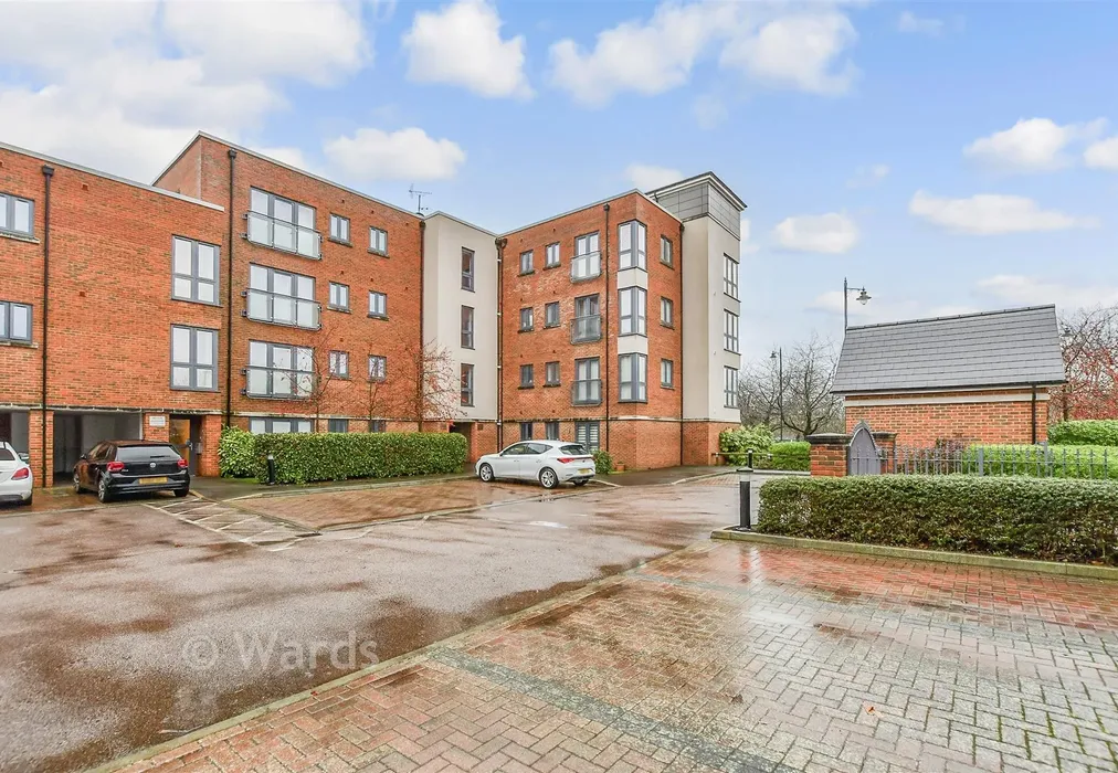 External (Brochure) - Alexander Grove, Kings Hill, West Malling, Kent - Wards of Kent
