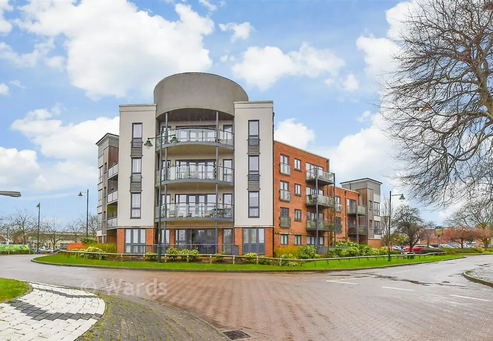 External (Web) - Alexander Grove, Kings Hill, West Malling, Kent - Wards of Kent