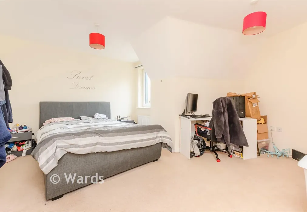 Bedroom - Elliotts Way, Chatham, Kent - Wards of Kent