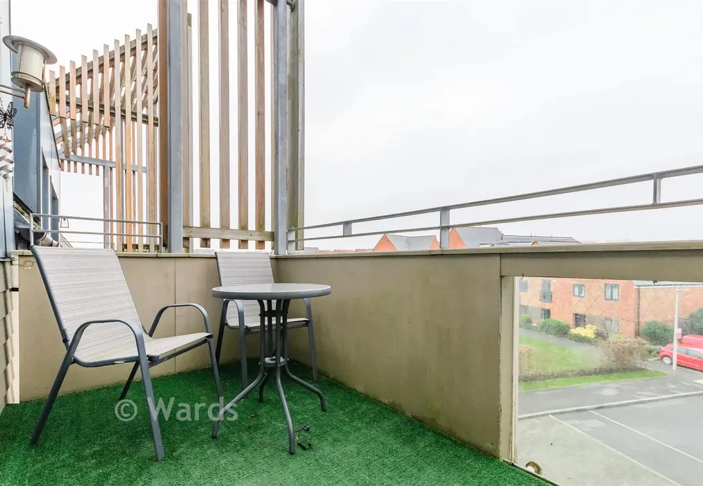 Balcony - Elliotts Way, Chatham, Kent - Wards of Kent