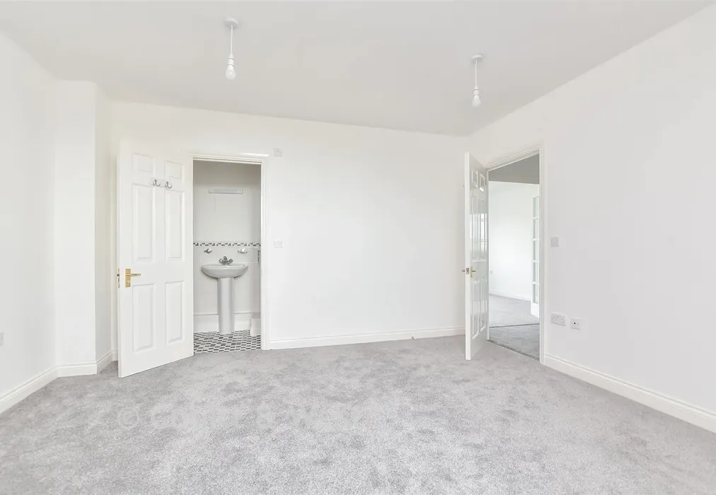 Bedroom 3 - The Strand, Brighton Marina Village, Brighton, East Sussex - Wards of Kent