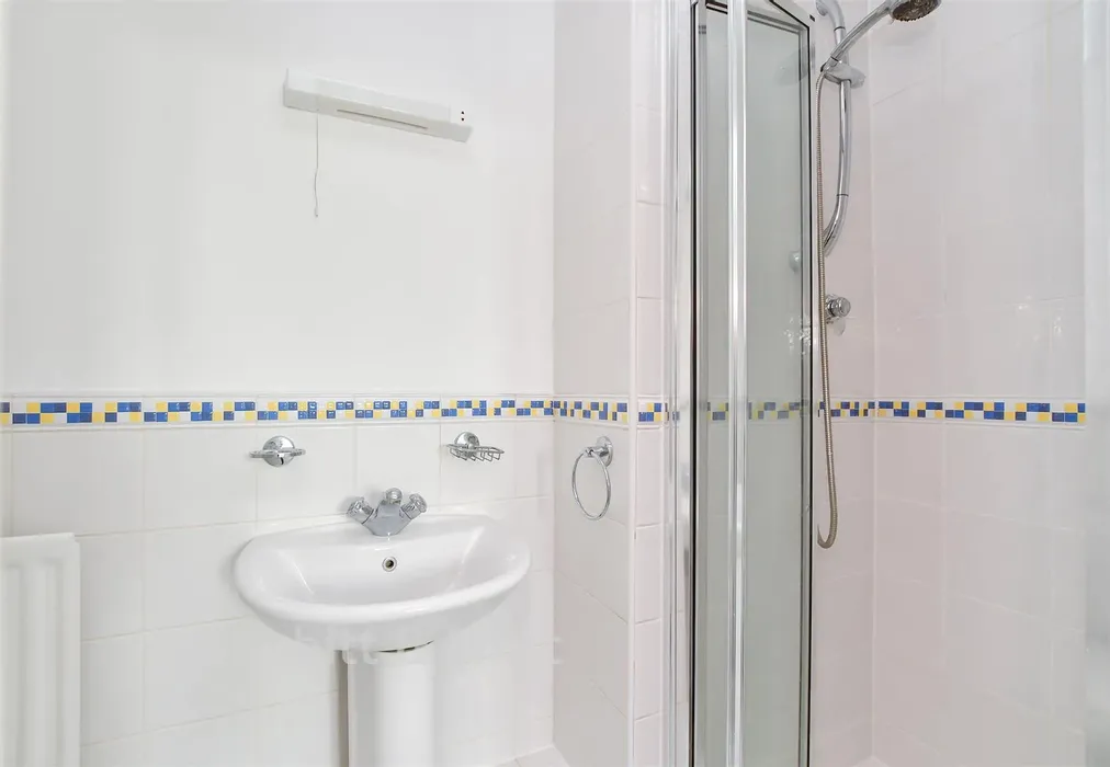 En-Suite Shower Room - The Strand, Brighton Marina Village, Brighton, East Sussex - Wards of Kent