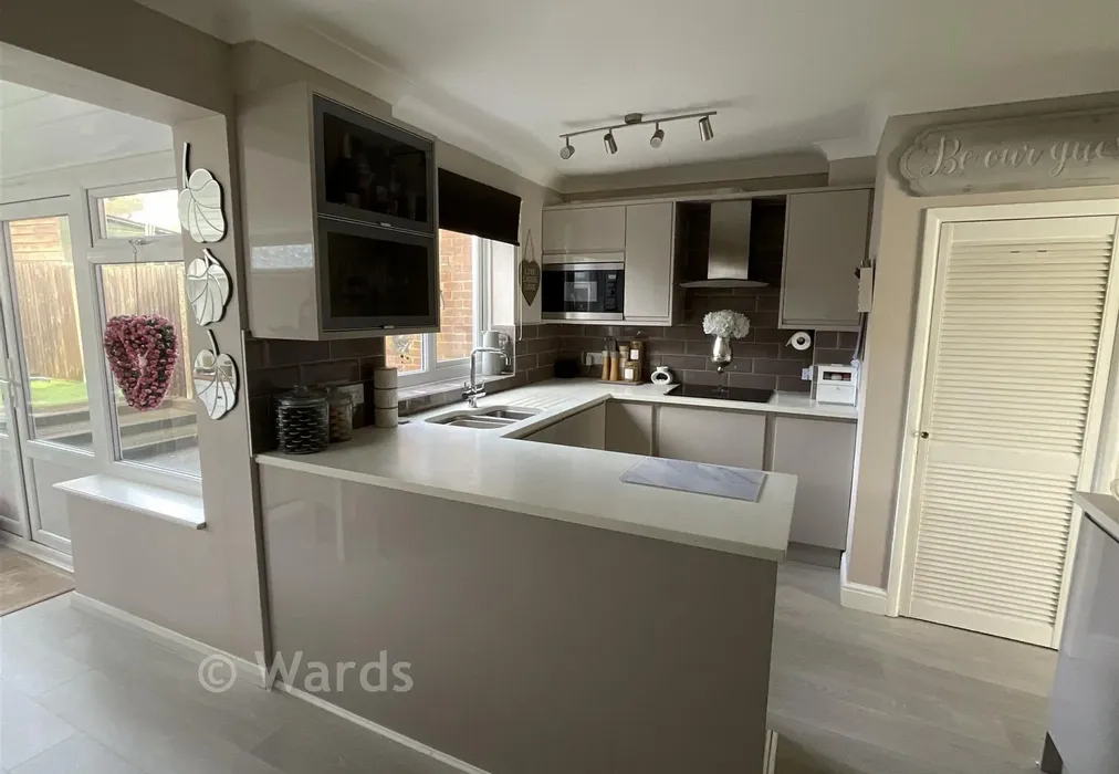 Kitchen - Foxglove Green, Willesborough, Ashford, Kent - Wards of Kent