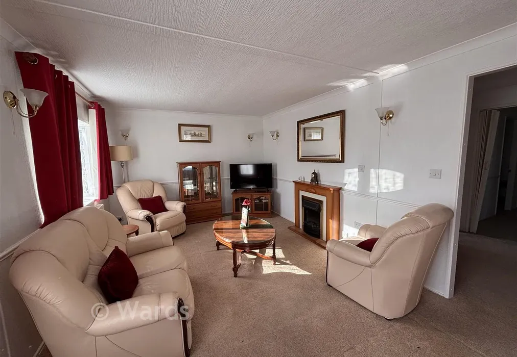 Lounge - London Road, West Kingsdown, Sevenoaks, Kent - Wards of Kent