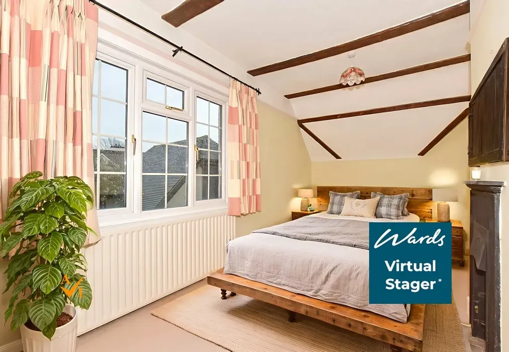 Bedroom 1 (Farmhouse style) - Mill Lane, Hythe, Kent - Wards of Kent