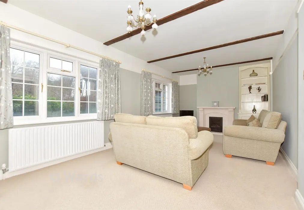 Lounge - Mill Lane, Hythe, Kent - Wards of Kent