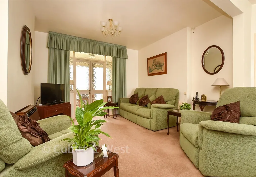 Living Area - Orchard Way, Reigate, Surrey - Wards of Kent