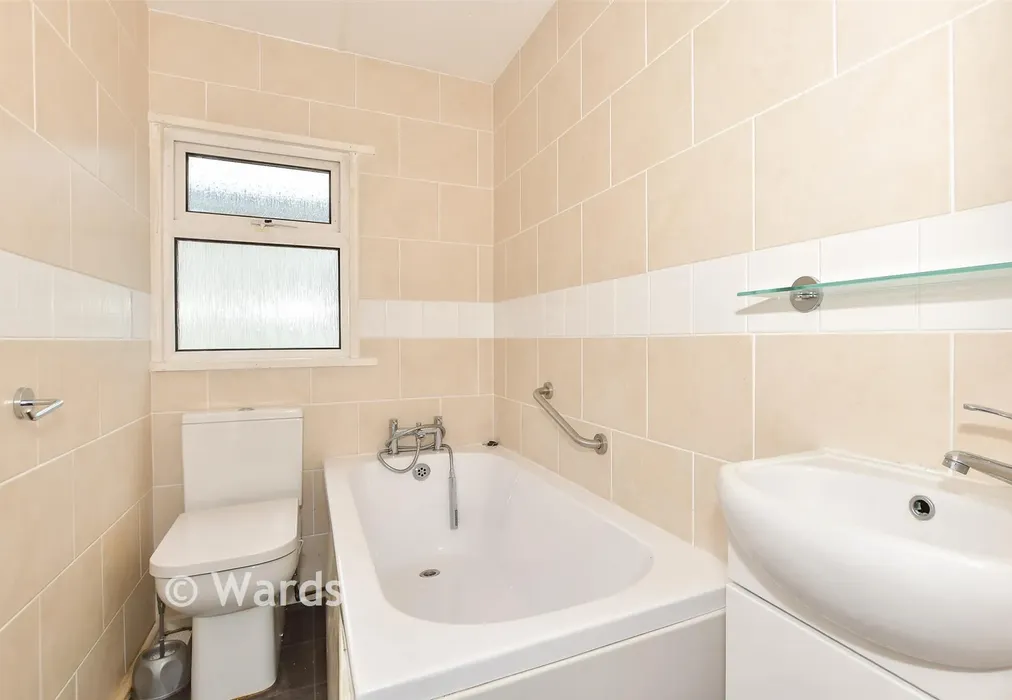 Bathroom - Shalloak Road, Broad Oak, Canterbury, Kent - Wards of Kent