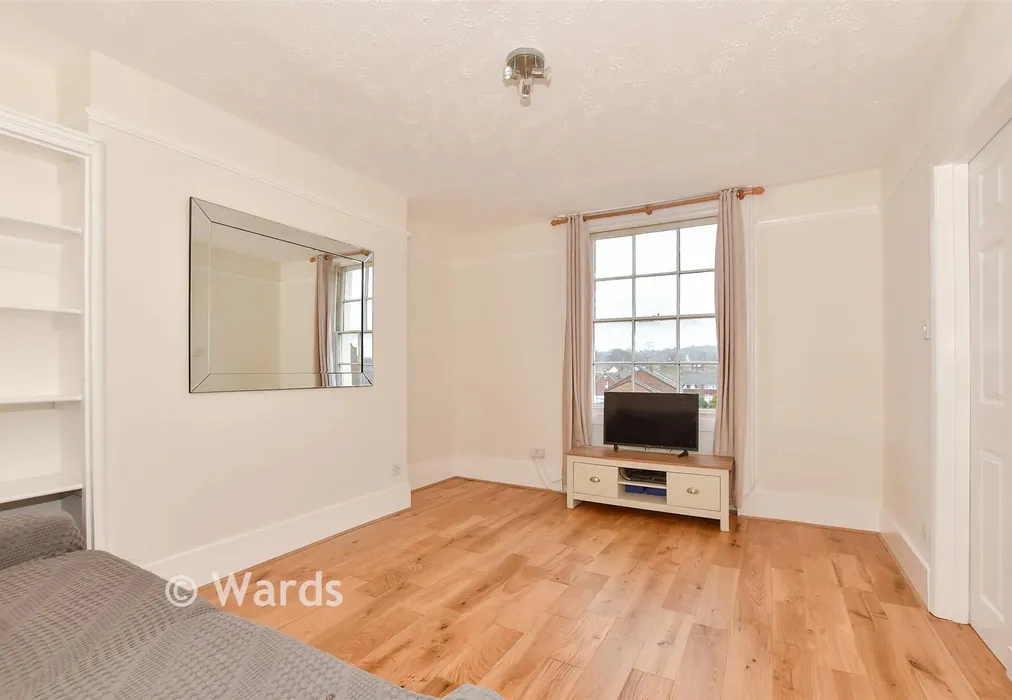 Lounge - London Road, Canterbury, Kent - Wards of Kent