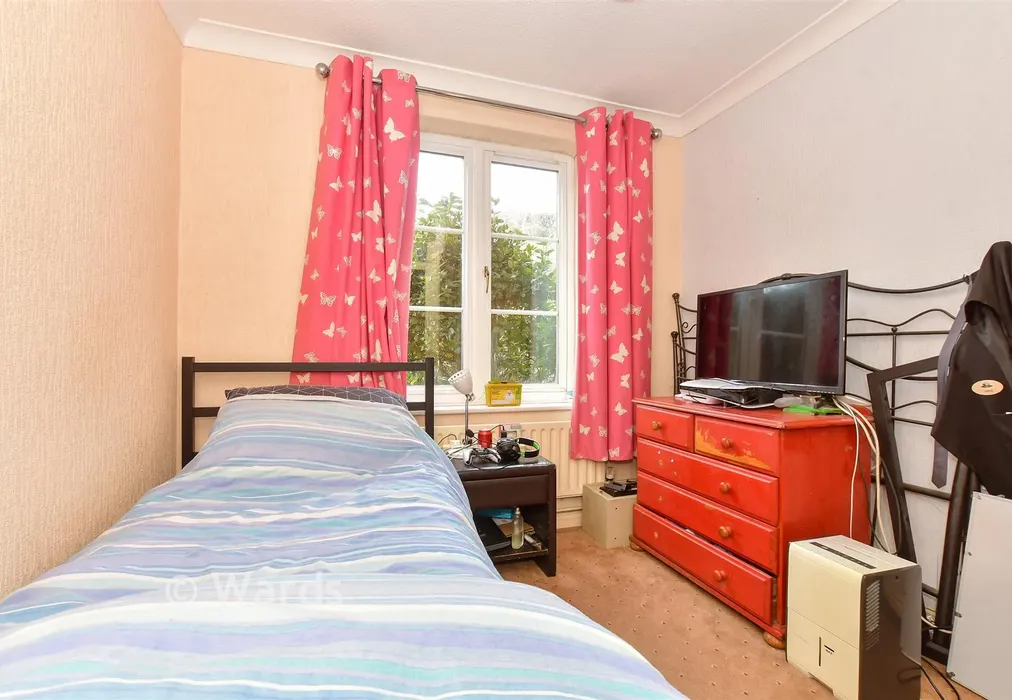 Bedroom 2 - North Foreland Road, Broadstairs, Kent - Wards of Kent