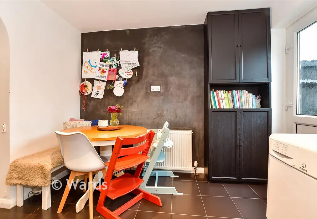 Kitchen - Whetsted Road, Five Oak Green, Tonbridge, Kent - Wards of Kent