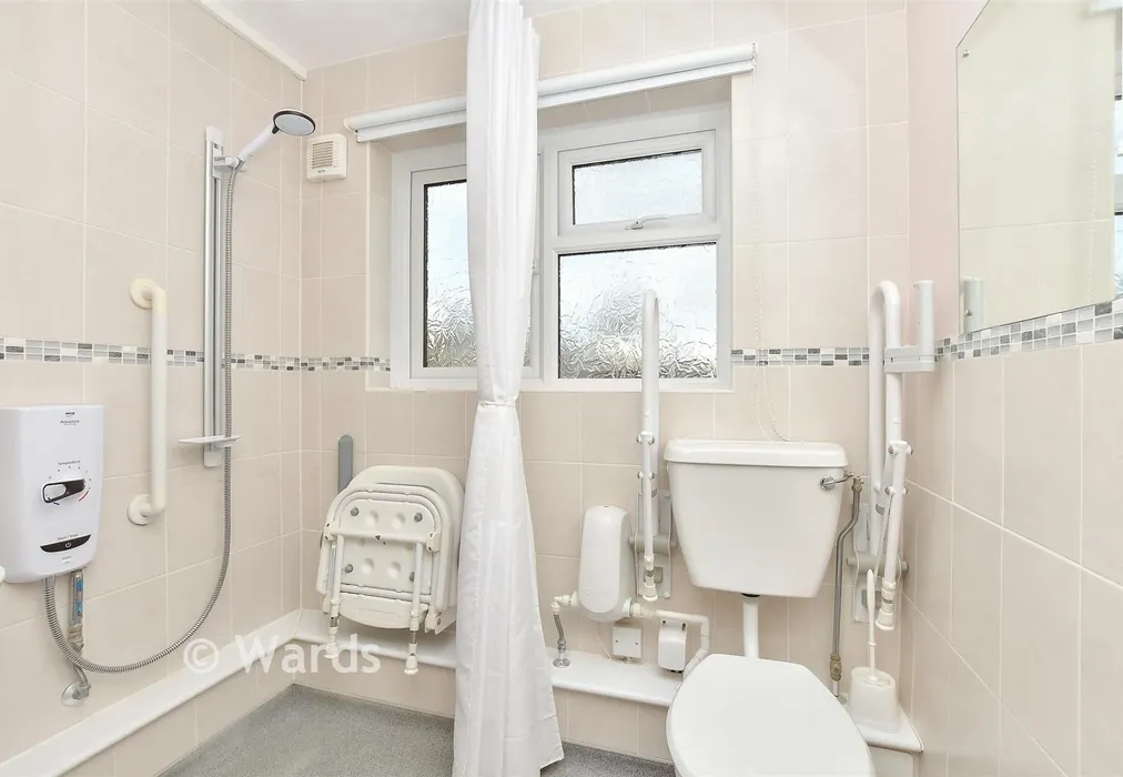 Wet Room - Glebe Lane, Sittingbourne, Kent - Wards of Kent