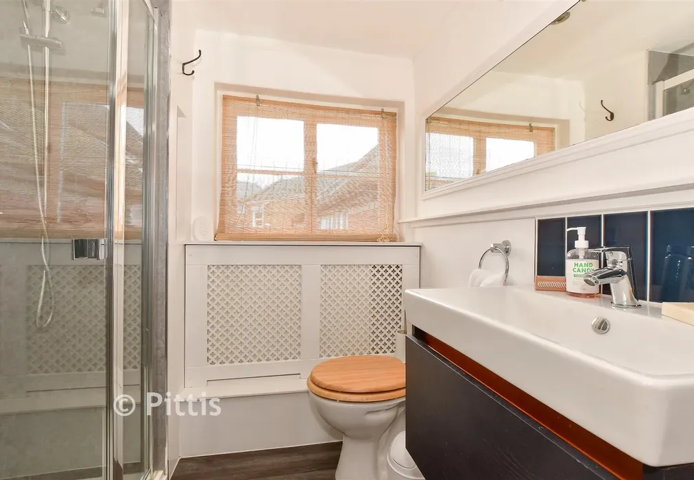 Shower Room - Pyle Street, Newport, Isle of Wight - Wards of Kent