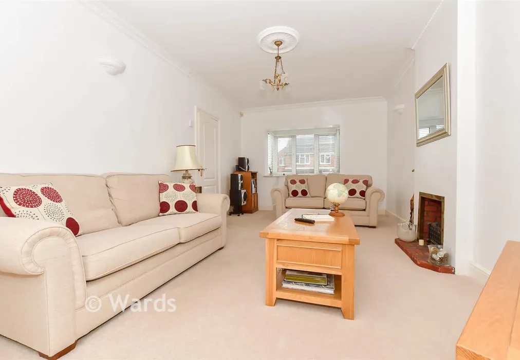 Lounge - Sandown Road, Deal, Kent - Wards of Kent