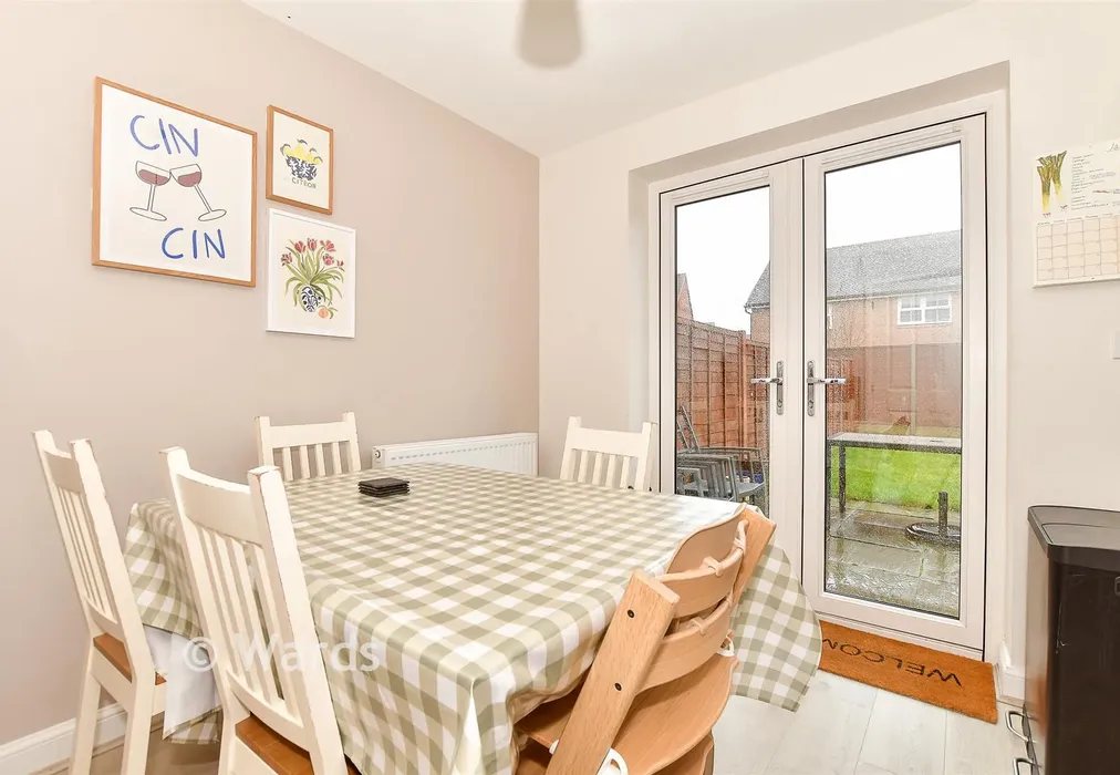 Kitchen/Diner - Gurr Close, Staplehurst, Tonbridge, Kent - Wards of Kent