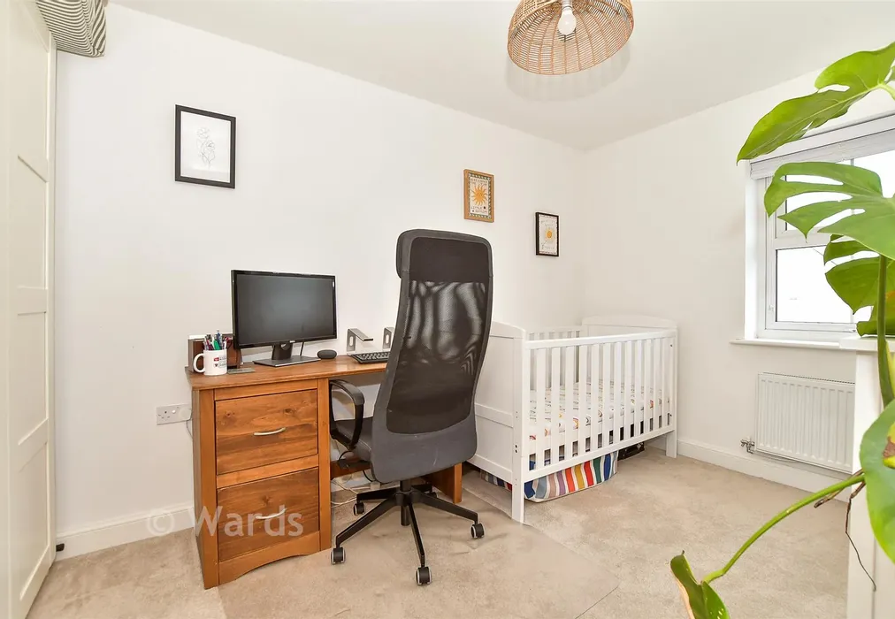 Bedroom 3 - Gurr Close, Staplehurst, Tonbridge, Kent - Wards of Kent