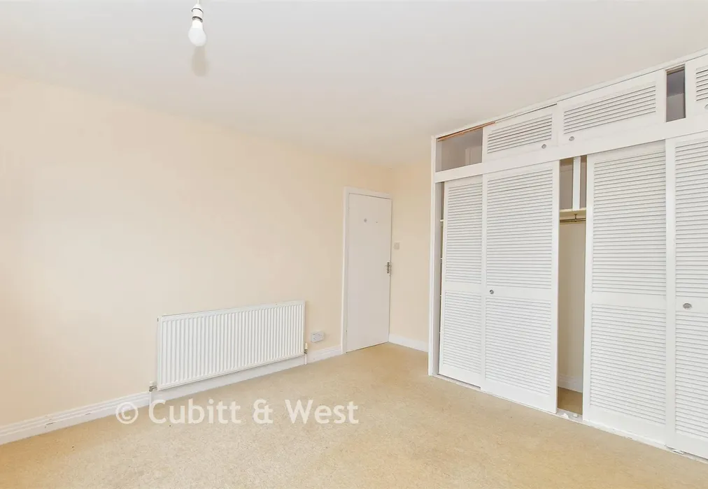 Bedroom 1 - Sycamore Close, Woodingdean, Brighton, East Sussex - Wards of Kent