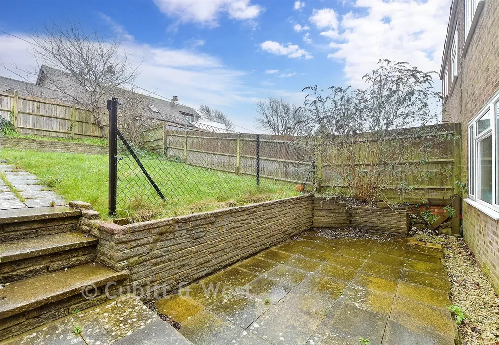 Rear Garden - Sycamore Close, Woodingdean, Brighton, East Sussex - Wards of Kent