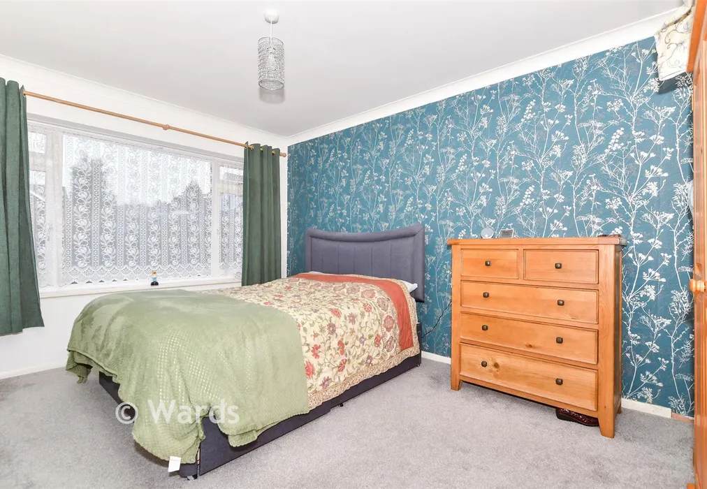Bedroom 1 - Nursery Avenue, Bearsted, Maidstone, Kent - Wards of Kent