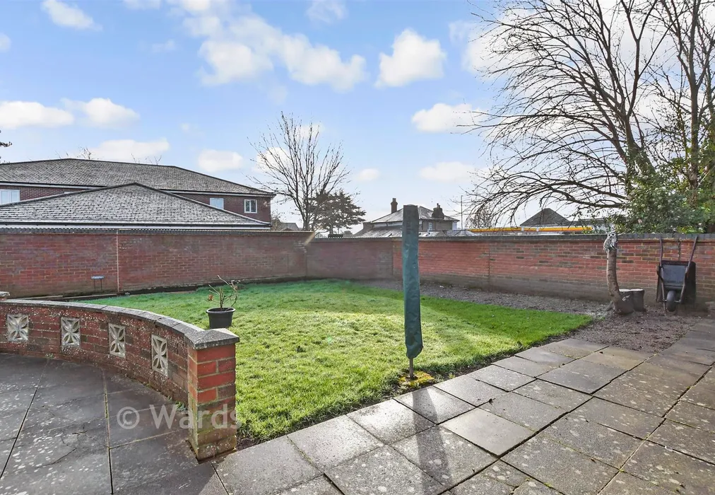 Rear Garden - Nursery Avenue, Bearsted, Maidstone, Kent - Wards of Kent