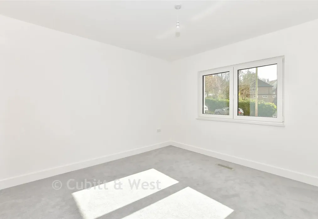 Bedroom 3 - Loxford Road, Caterham, Surrey - Wards of Kent