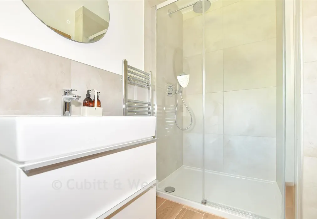 En-Suite Shower Room - Loxford Road, Caterham, Surrey - Wards of Kent