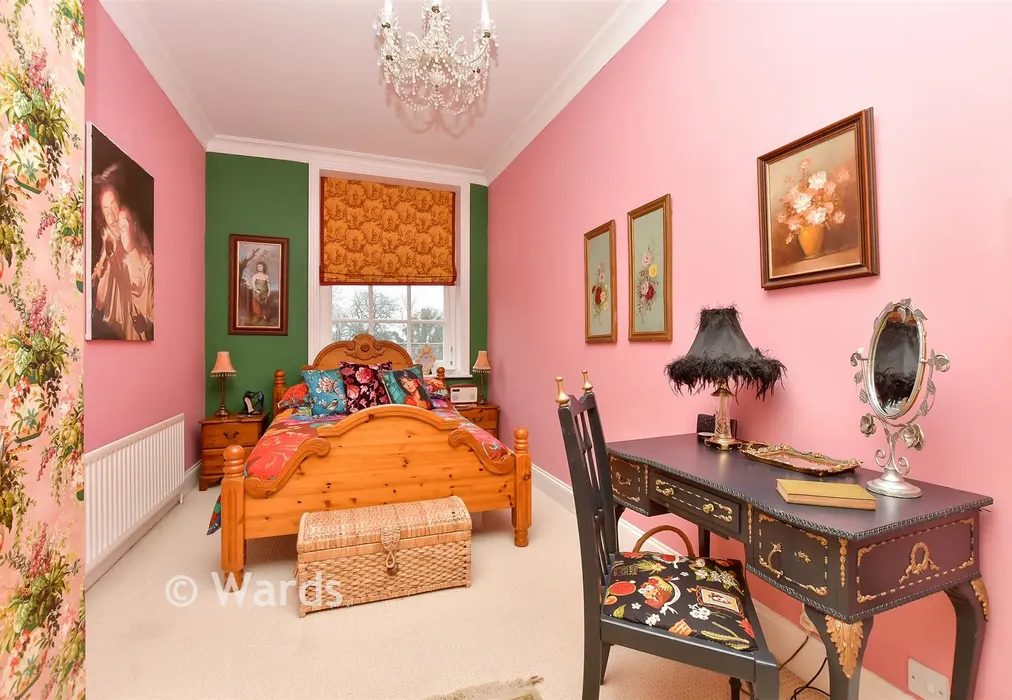 Bedroom 2 - Lees Court Road, Sheldwich, Faversham, Kent - Wards of Kent