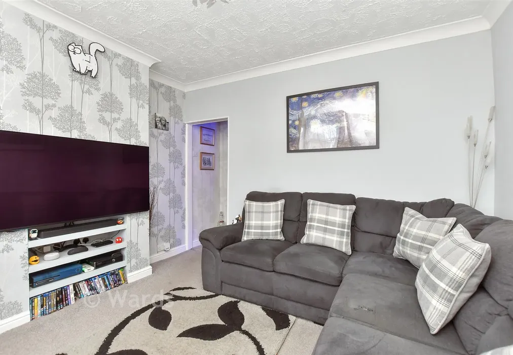 Lounge - Coopers Road, Northfleet, Gravesend, Kent - Wards of Kent