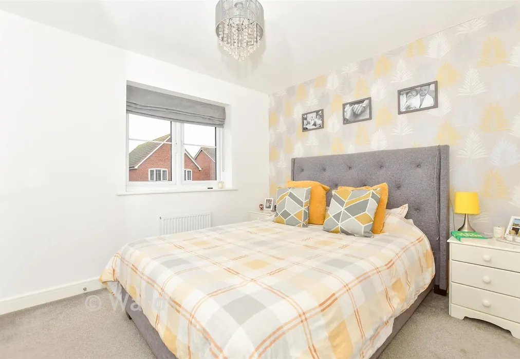 Bedroom 1 - Coleman Way, Langley, Maidstone, Kent - Wards of Kent