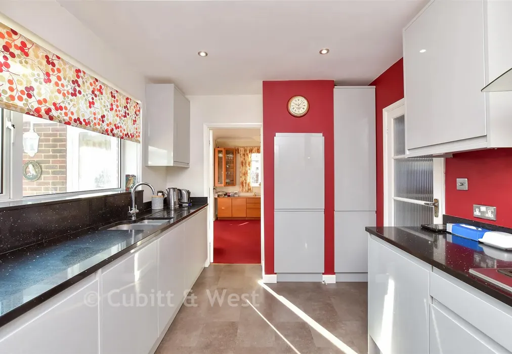Kitchen - Falmer Road, Woodingdean, Brighton, East Sussex - Wards of Kent