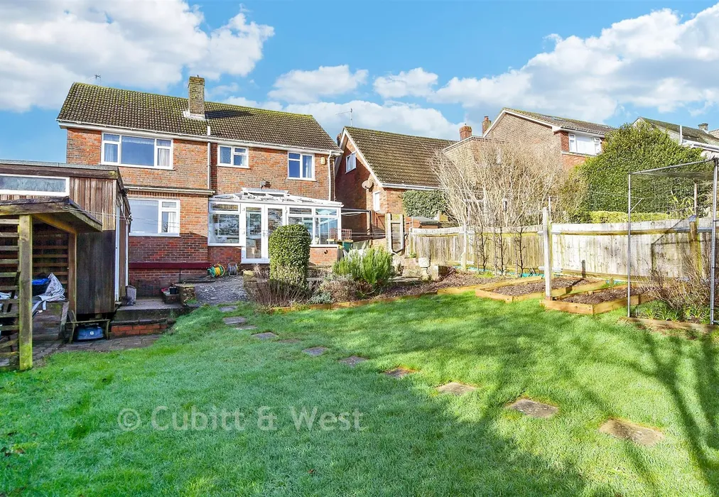 Rear Garden - Falmer Road, Woodingdean, Brighton, East Sussex - Wards of Kent