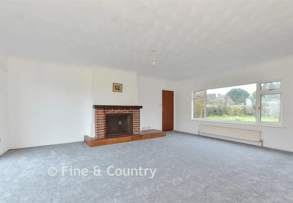 Lounge - Boyke Lane, Rhodes Minnis, Canterbury, Kent - Wards of Kent