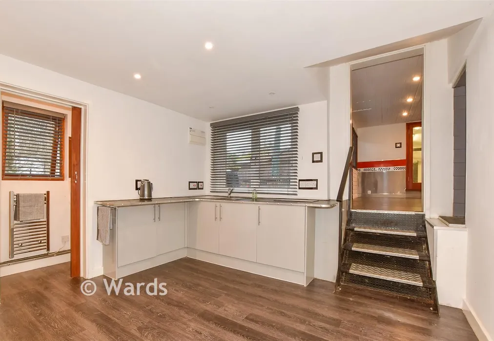 Room 2 - Babs Oak Hill, Sturry, Canterbury, Kent - Wards of Kent