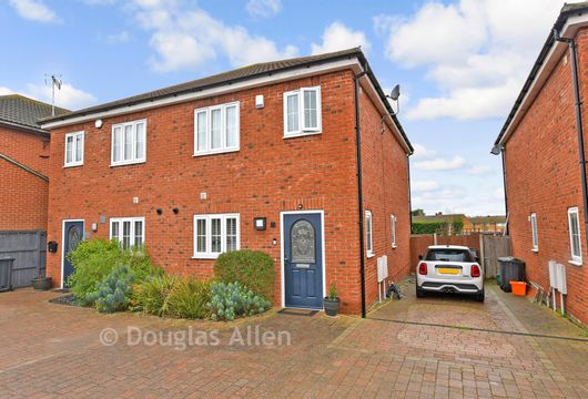 Elverston Side, Laindon, Basildon, Essex - Wards of Kent