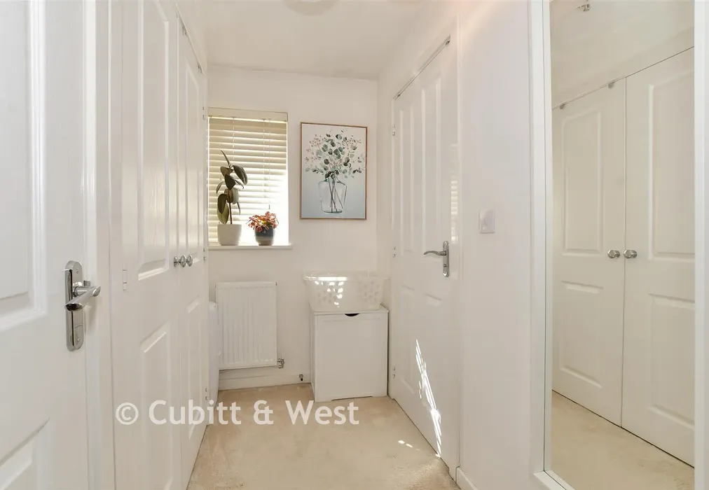 Bedroom 1 - Eames Way, Crawley, West Sussex - Wards of Kent
