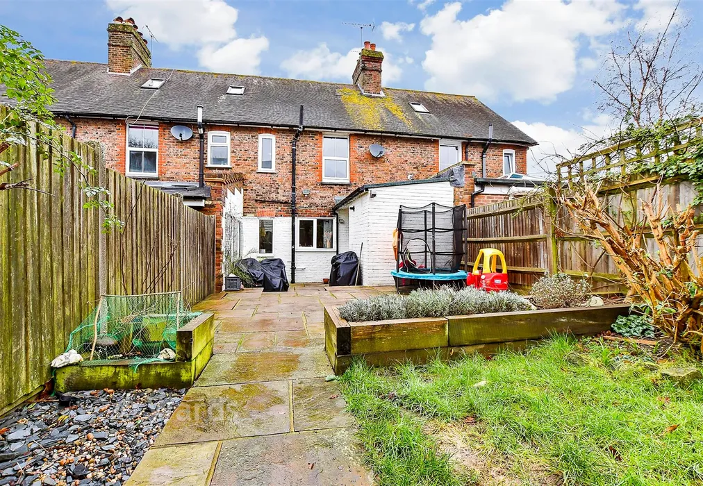 Rear Elevation - Park View Terrace, Tenterden, Kent - Wards of Kent