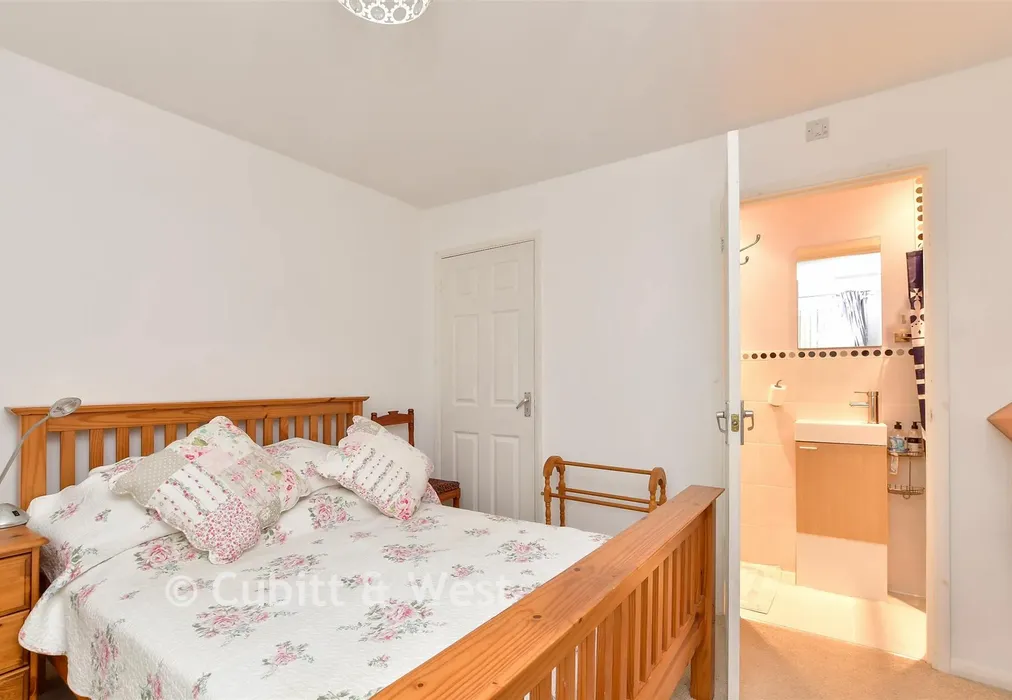 Bedroom 2 - Coombe Vale, Brighton, East Sussex - Wards of Kent